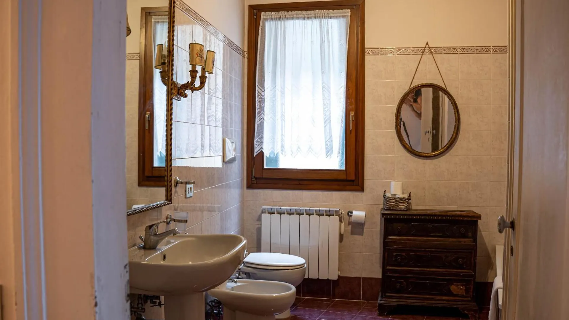 Gorgeous Apartment Behind St.Mark Square البندقية