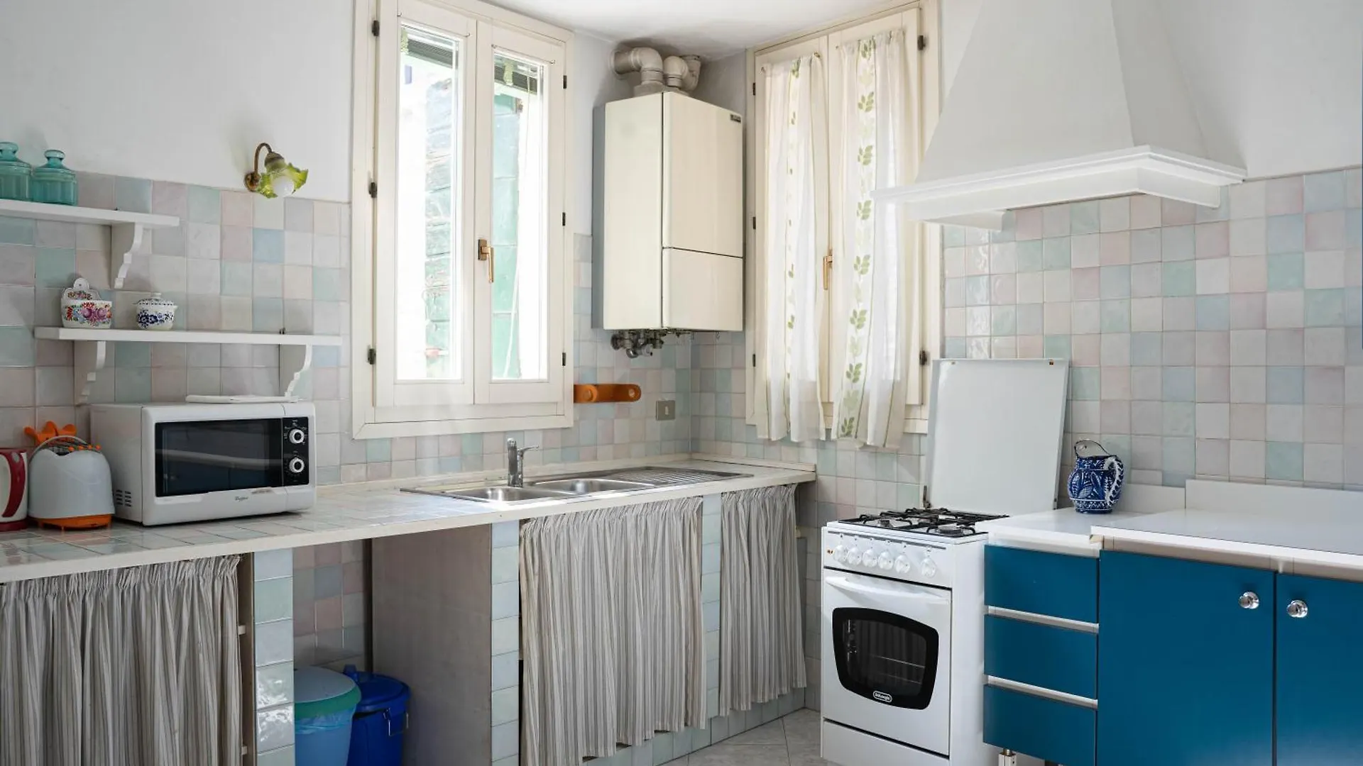 Gorgeous Apartment Behind St.Mark Square البندقية